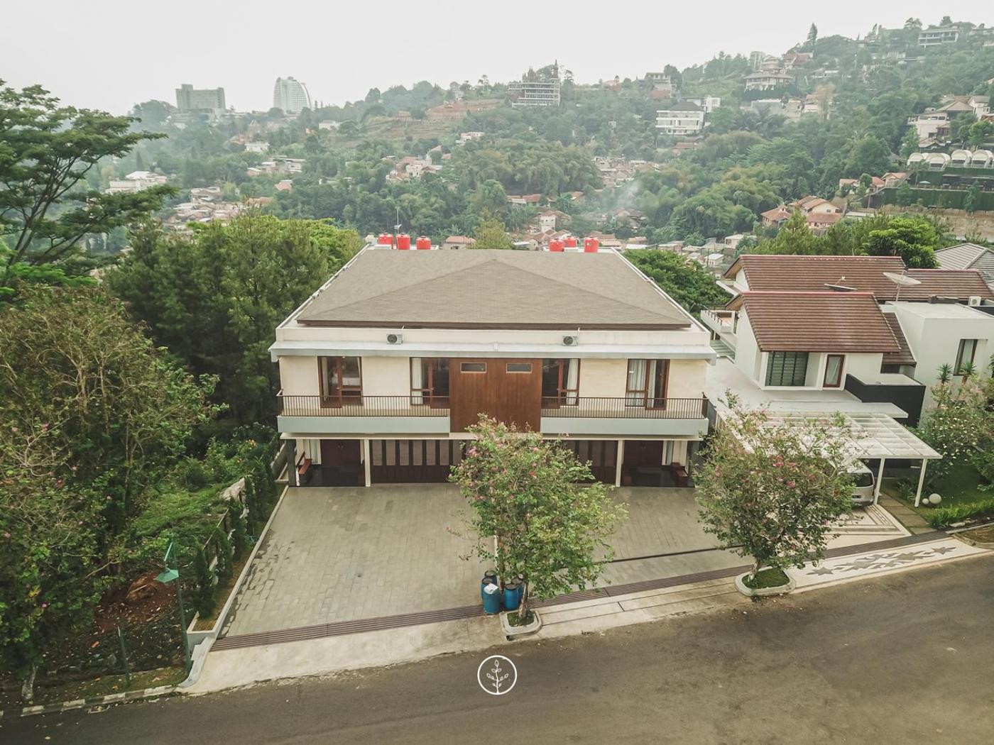Anindya Hill View Villa 7 Bedrooms With A Private Swimming Pool Бандунг Екстер'єр фото