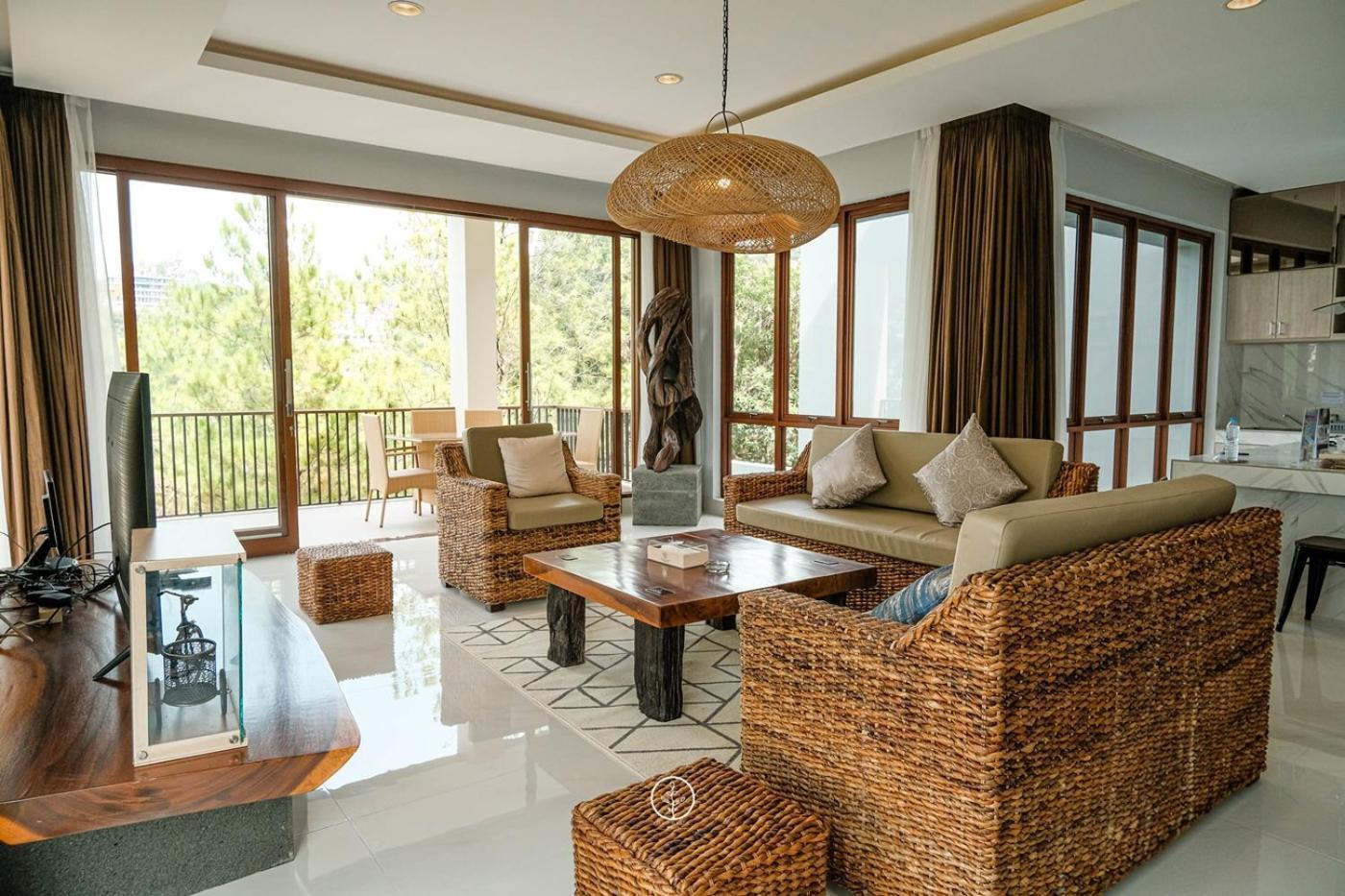 Anindya Hill View Villa 7 Bedrooms With A Private Swimming Pool Бандунг Екстер'єр фото